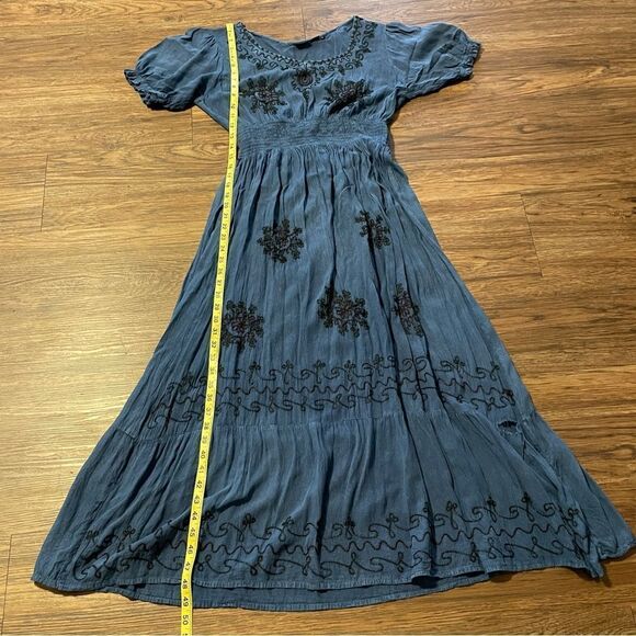Amanda’s Collection Maxi Short Sleeve Embroidered Peasant Dress Blue Black Large - Picture 10 of 11